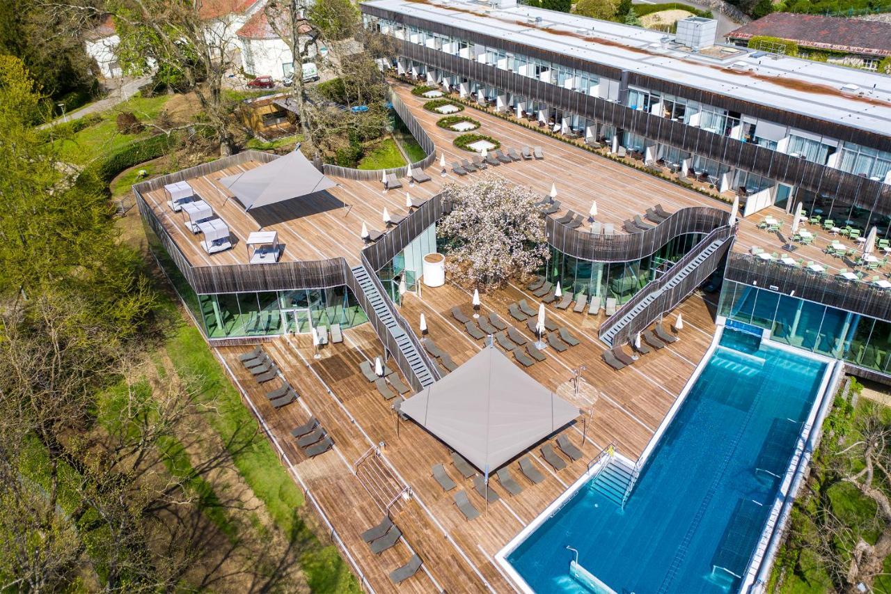 Das Hotel Im Kurhaus Bad Gleichenberg Bagian luar foto